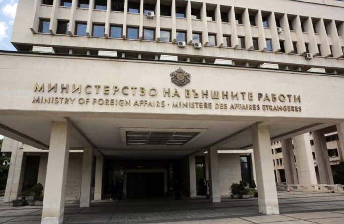 МВнР: Няма информация за ранени български граждани при стрелбата в