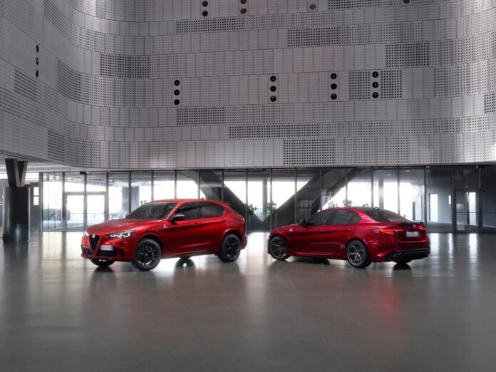 Алфа Ромео представи новите лимитирани Giulia и Stelvio Quadrifoglio Collezione Alfa Romeo показа новите лимитирани Giulia & Stelvio Quadrifoglio Collezione – само 63 коли за целия свят