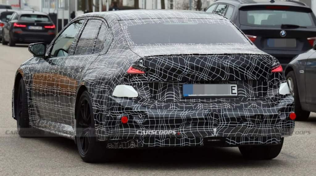 Сбогом на огромната „решетка“: новото BMW iM3 с дискретен дизайн и впечатляваща мощност | Новини от България и Света Сбогом на огромната „решетка“: новото BMW iM3 с дискретен дизайн и впечатляваща мощност