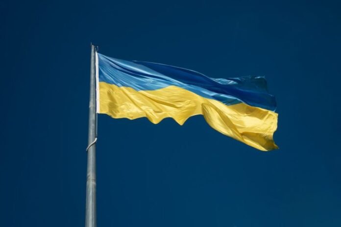 Binance спира тегленията към Visa и Mastercard за потребителите в Binance спира тегленията към Visa и Mastercard за потребителите в Украйна