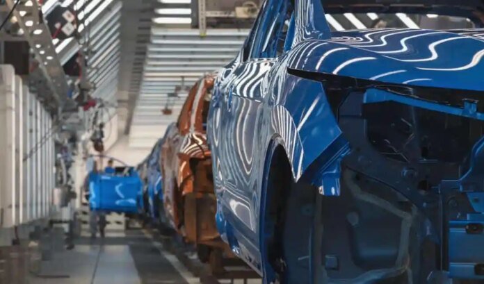 Volkswagen спира производството в германския си завод за първи път Volkswagen спира производството в германския си завод за първи път от 88 години