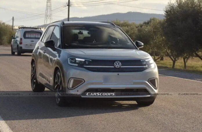 VW ID. Cross показан почти без камуфлаж – най-евтиният електрически VW ID. Cross бе показан почти без камуфлаж. Най-евтиният електрически SUV на марката ще бъде пуснат през 2026 г.
