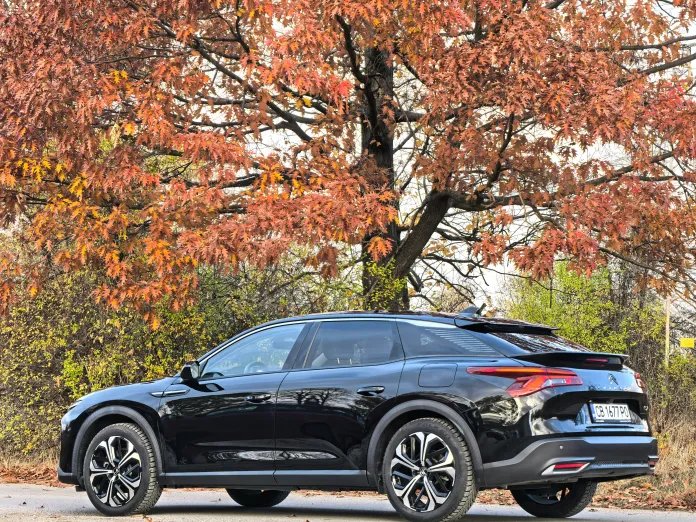 Citroën C5 X Plug-in Hybrid: Автомобил от бъдещето, вдъхновен от златните години на автомобилостроенето | Новини от България и Света Citroën C5 X Plug-in Hybrid: Автомобил от бъдещето, вдъхновен от златните години на автомобилостроенето