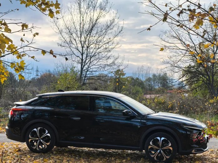 Citroën C5 X Plug-in Hybrid: Автомобил от бъдещето, вдъхновен от златните години на автомобилостроенето | Новини от България и Света Citroën C5 X Plug-in Hybrid: Автомобил от бъдещето, вдъхновен от златните години на автомобилостроенето