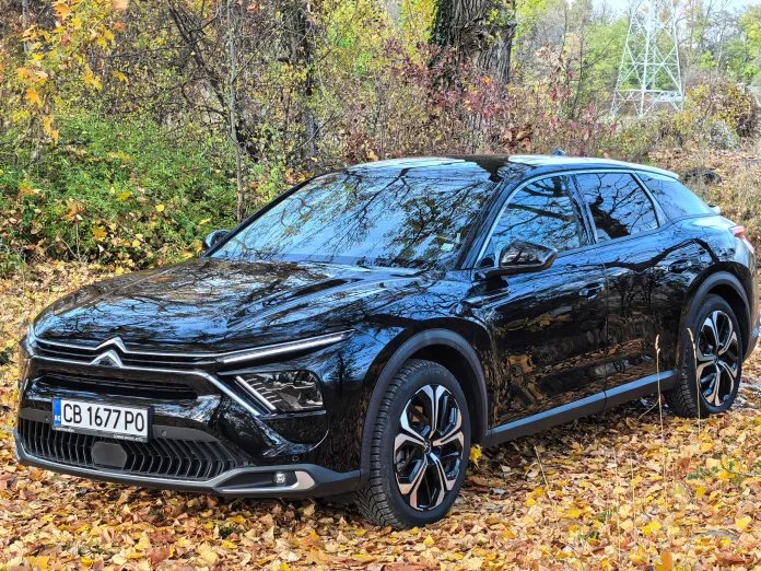 Citroën C5 X Plug-in Hybrid: Автомобил от бъдещето, вдъхновен от златните години на автомобилостроенето | Новини от България и Света Citroën C5 X Plug-in Hybrid: Автомобил от бъдещето, вдъхновен от златните години на автомобилостроенето