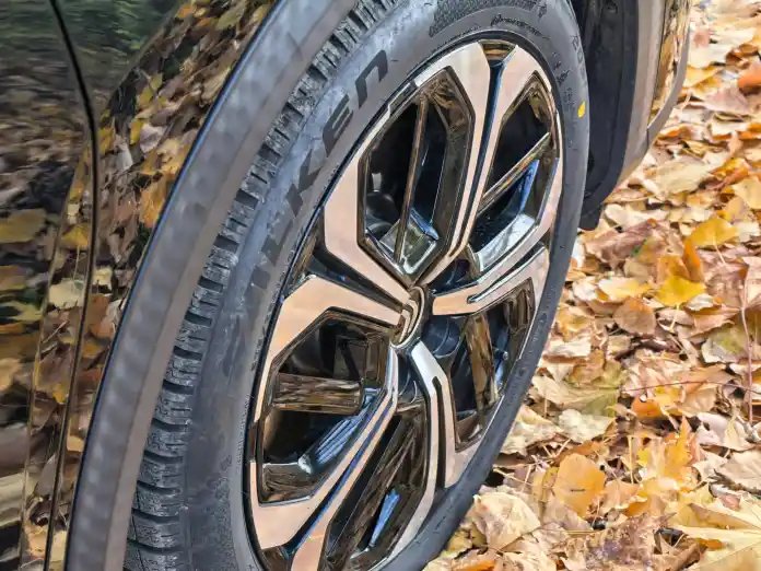 Citroën C5 X Plug-in Hybrid: Автомобил от бъдещето, вдъхновен от златните години на автомобилостроенето | Новини от България и Света Citroën C5 X Plug-in Hybrid: Автомобил от бъдещето, вдъхновен от златните години на автомобилостроенето