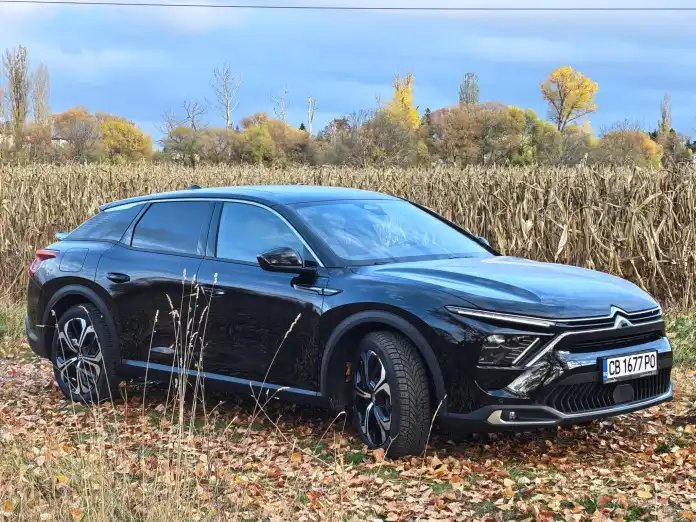 Citroën C5 X Plug-in Hybrid: Автомобил от бъдещето, вдъхновен от златните години на автомобилостроенето | Новини от България и Света Citroën C5 X Plug-in Hybrid: Автомобил от бъдещето, вдъхновен от златните години на автомобилостроенето