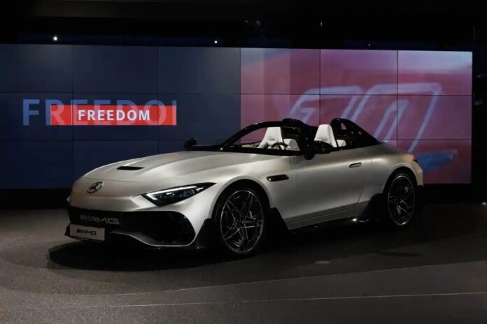 Mercedes-AMG PureSpeed пристигна в България: Как биха изглеждали регистрационните номера Mercedes-AMG PureSpeed пристигна в България: Как биха изглеждали регистрационните номера на Formula 1?