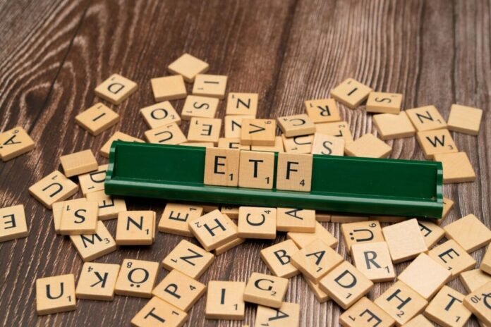Крипто ETF-ите показват смесени сигнали след успешна седмица Крипто ETF-ите показват смесени сигнали след успешна седмица